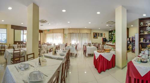 Hotel Deanna