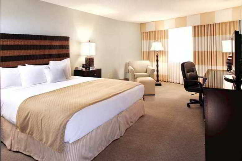 Doubletree Hotel Denver Southeast