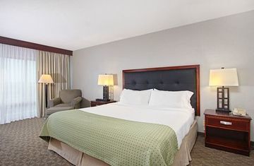 Hotel Holiday Inn University Plaza