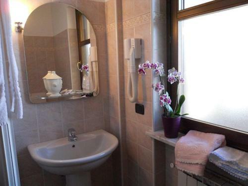 Hotel La Cascina Di Villa Due