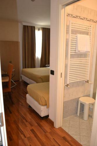 Tricolore Hotel