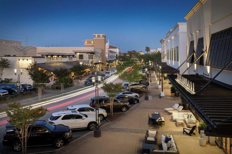 Hotel Courtyard By Marriott