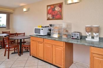 Hotel Americas Best Value Inn
