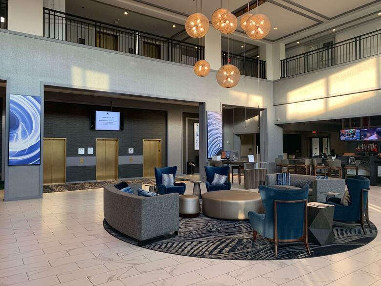 Hotel Doubletree Guests Suites & Conference Center