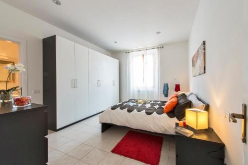 Santa Maria Novella Halldis Apartments