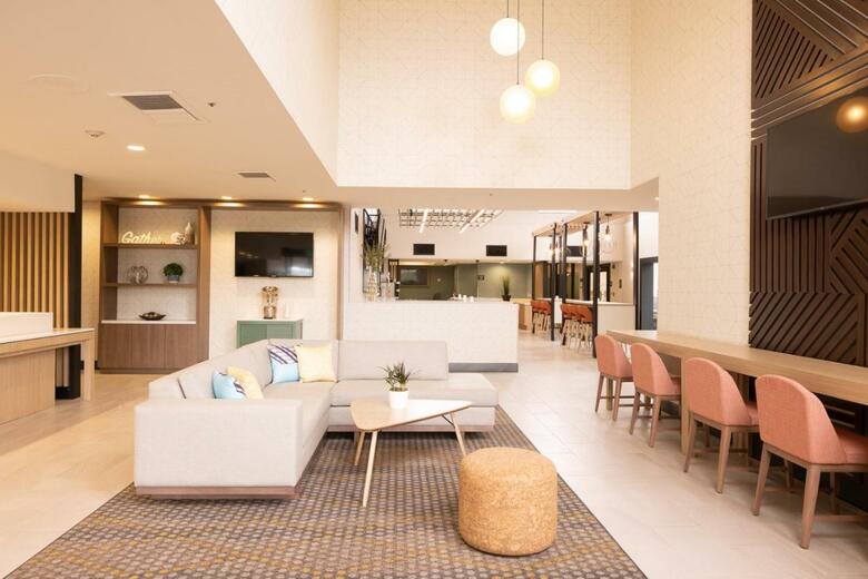 Hotel Holiday Inn Orange County Airport