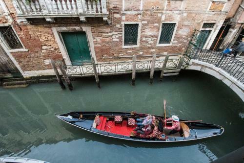 Charming Venice Apartments