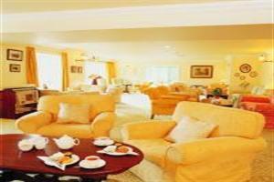 Brook Lodge Hotel