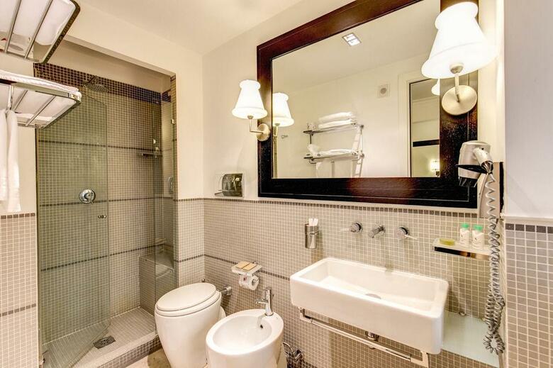 Hostal Residenza A The Boutique Art Hotel