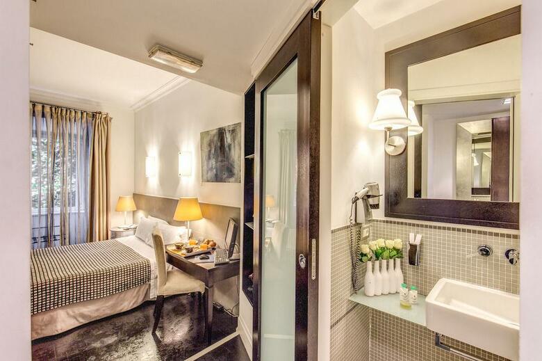 Hostal Residenza A The Boutique Art Hotel