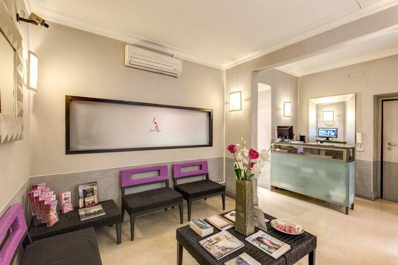 Hostal Residenza A The Boutique Art Hotel