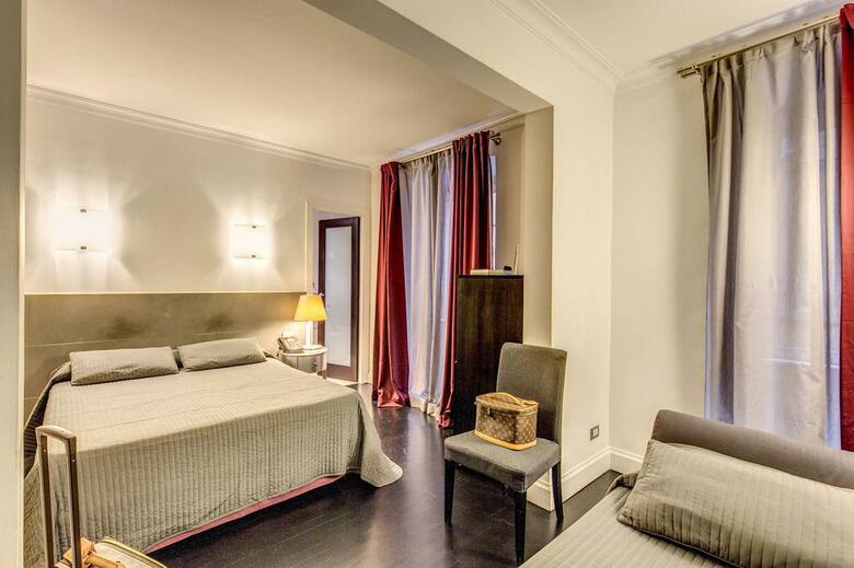 Hostal Residenza A The Boutique Art Hotel