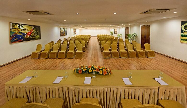 Hotel Chariot Beach Resort