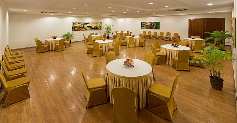 Hotel Chariot Beach Resort