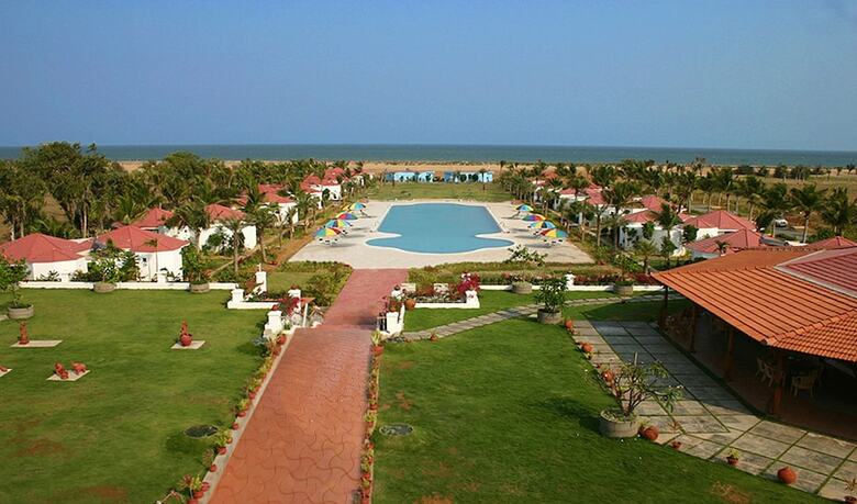 Hotel Chariot Beach Resort