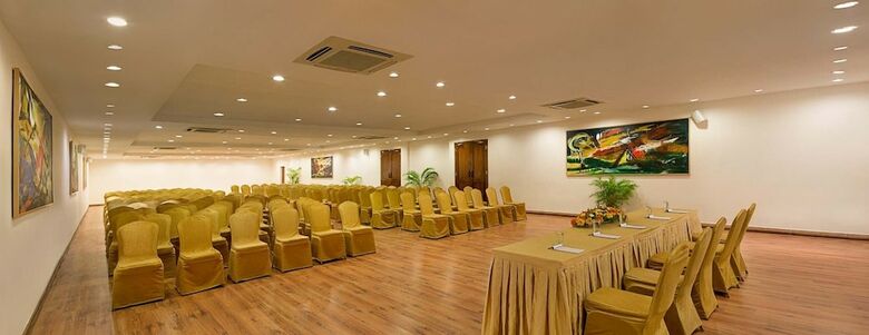 Hotel Chariot Beach Resort