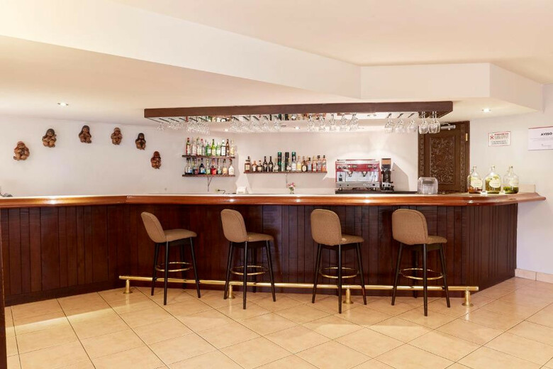 Hotel Carrera