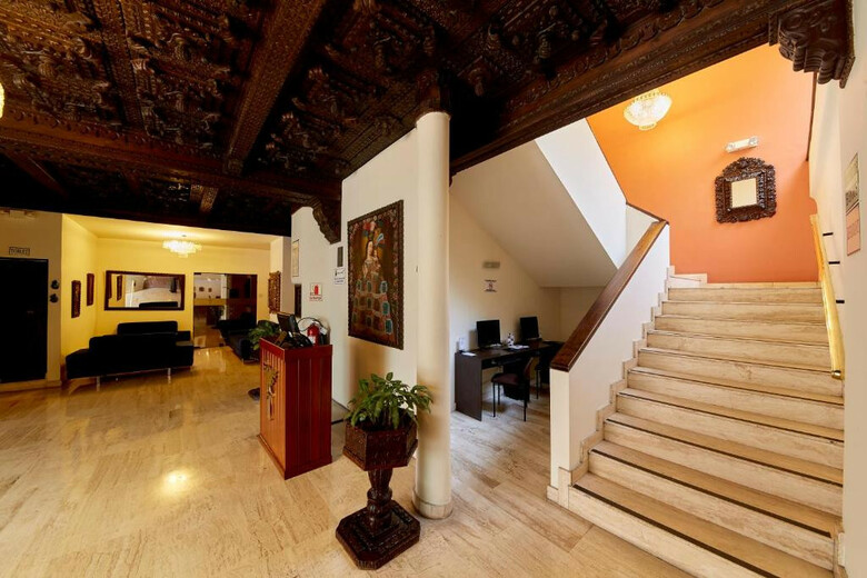 Hotel Carrera