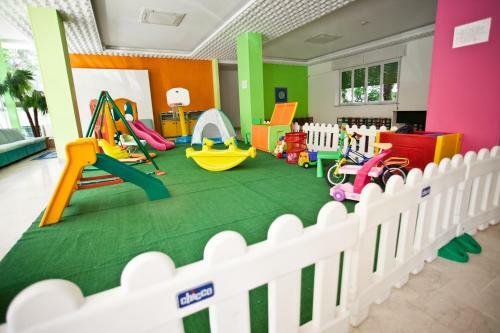 Hotel Holiday Park