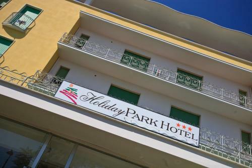 Hotel Holiday Park