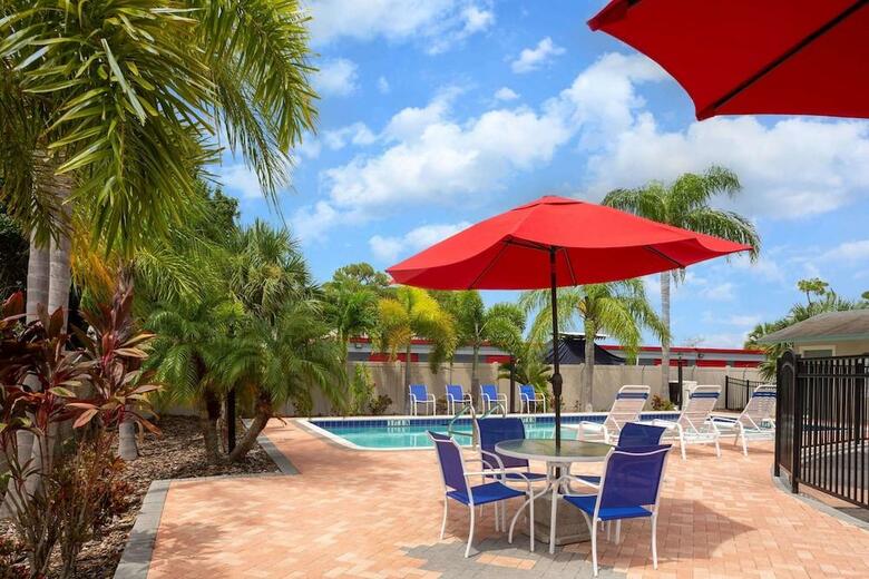 Hotel Super 8 Motel Bradenton