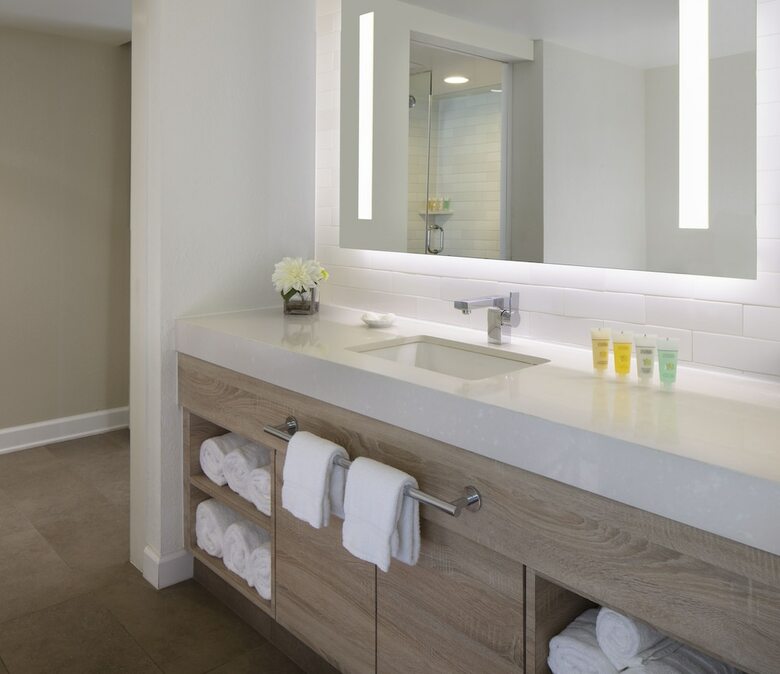 Hotel Pelican Cove Resort Marina