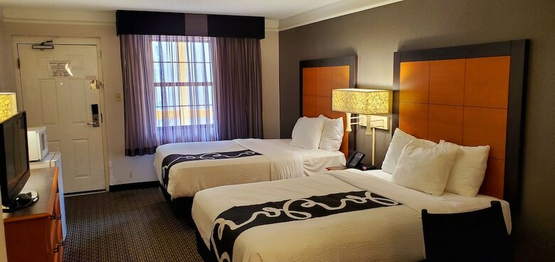 Hotel Days Inn By Wyndham Gainesville University I-75
