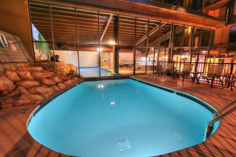 Edgewater Hotel