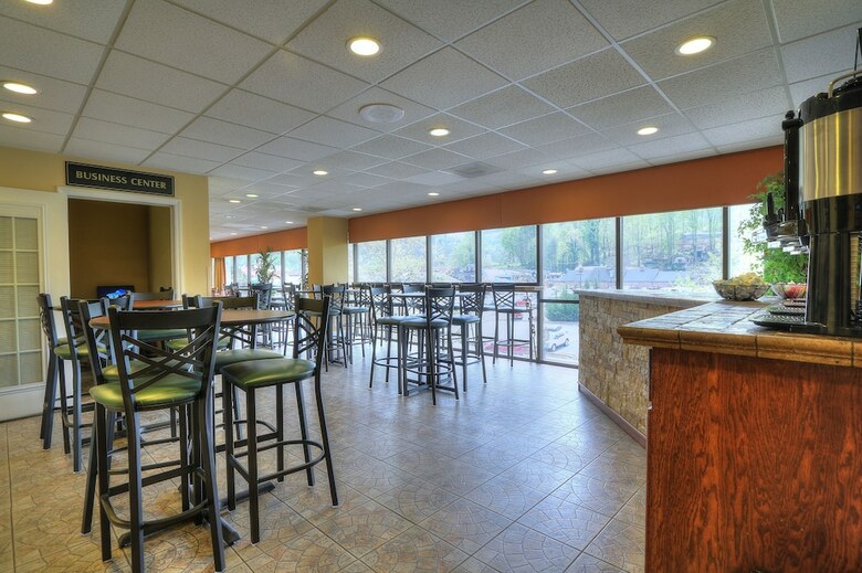 Edgewater Hotel