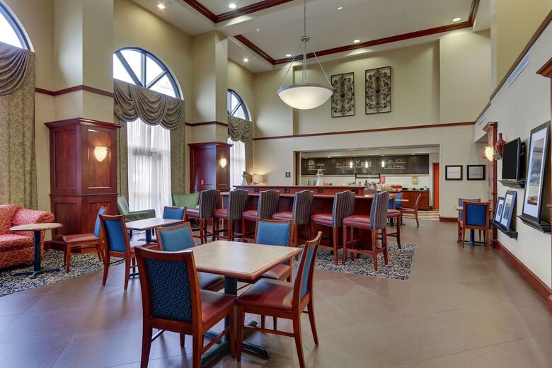 Hotel Hampton Inn & Suites Indianapolis-airport