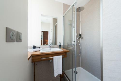 Best Western Hotel De La Plage Saint Marc Sur Mer