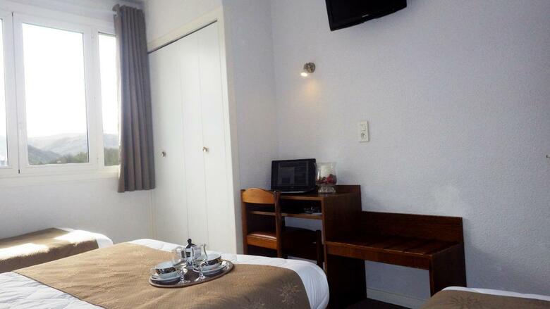 Hotel Notre Dame De La Sarte