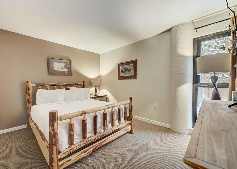 Silver King Hotel