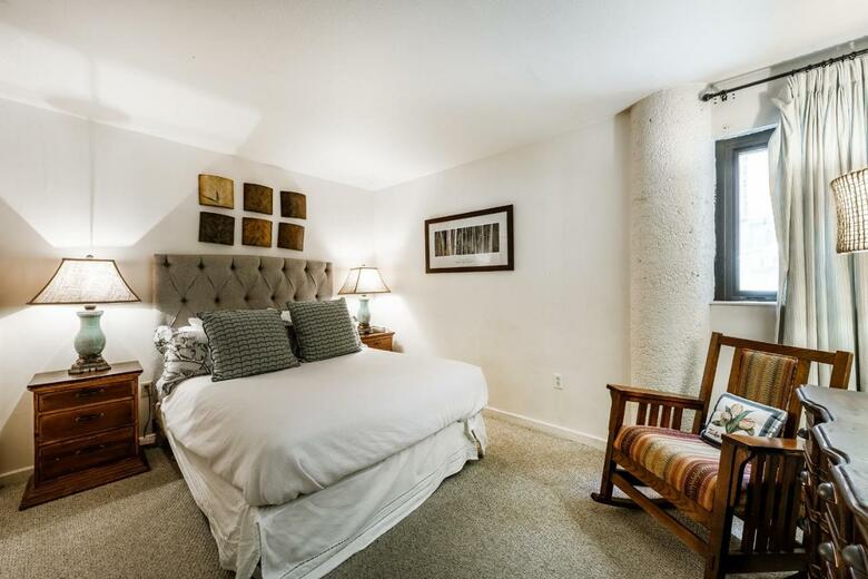 Silver King Hotel