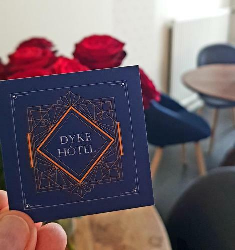 Dyke Hotel