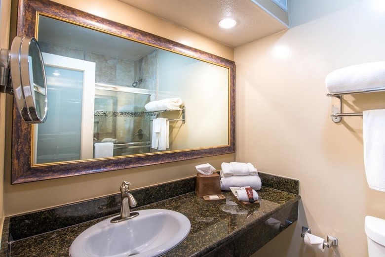 Hotel Creekside Inn