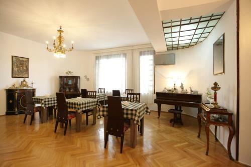 Hotel Home