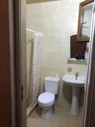 Hostal 15 Kviparosi Guest House