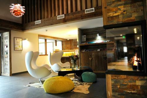 Hotel La Tovi�re