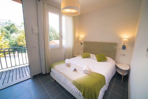 Hotel Lou Riou - Maison Familiale De Vacances