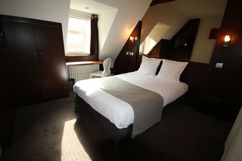 Hotel Des Tonneliers-cruche D'or