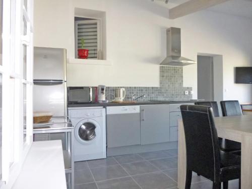 Holiday Home Les Platanes
