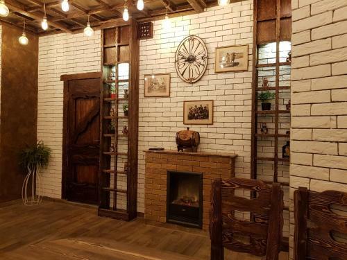 Hostal City Hotel