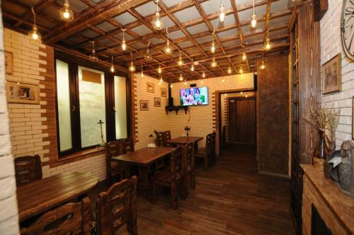 Hostal City Hotel