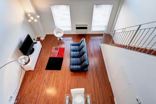 Palais-des-congr�s Furnished Apartments