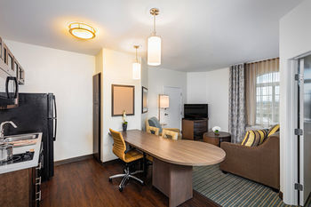 Hotel Greenwood Suites Anaheim Resort