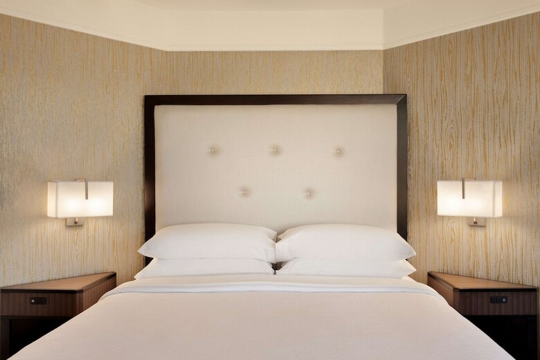 Hotel Embassy Suites Irvine - Orange County Airport