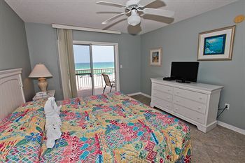 Hotel Resortquest Rentals At Islander Condominiums