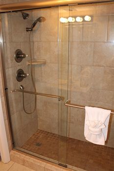 Hotel Resortquest Rentals At Islander Condominiums