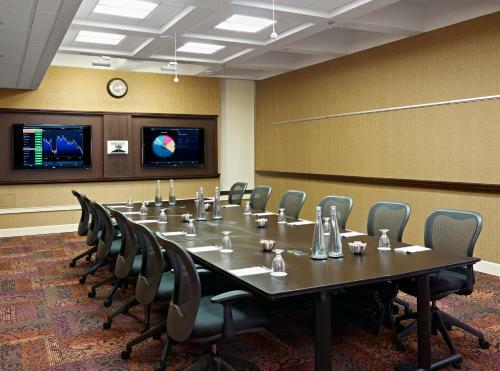 Doubletree By Hilton Hotel & Conference Centre Regina